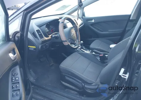 2018 Kia Forte Lx/S из США, поврежденный, VIN 3KPFL4A70JE209848